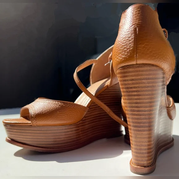 Brooks Brothers Tan Leather Wedge Sandals - Picture 3 of 6